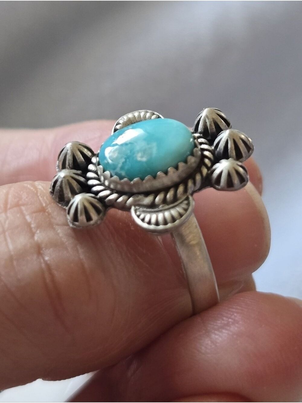Sterling Silver White Water Turquoise Ring Southwestern - Picture 2 of 4